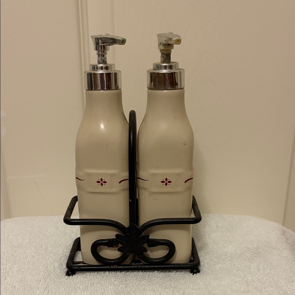 Longaberger Woven Traditions Dispenser Set with Black Holder
